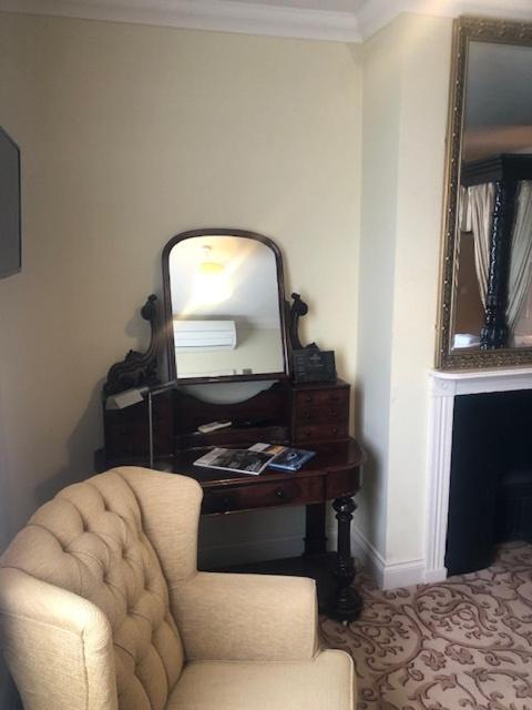 Colchester Boutique Hotel Bilik gambar